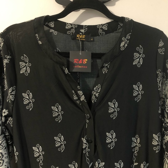 3/4 Sleeve Tunic with Pockets - Picture 2 of 7